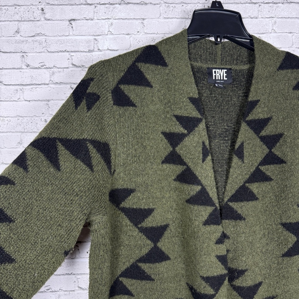 Frye Green Black Aztec Print Cardigan Womens Size L - Picture 4 of 9